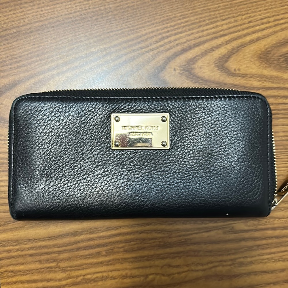 Michael Kors Leather Wallet